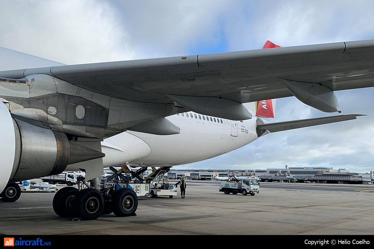 CS-TOO · Airbus A330-202 · (LIS / LPPT)