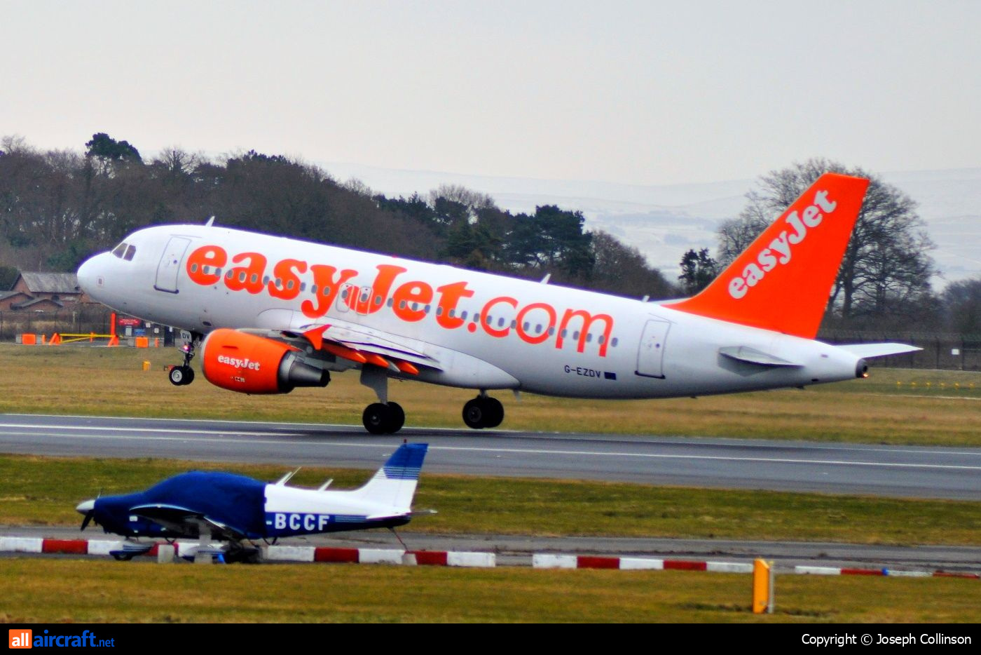 G-EZDV · Airbus A319-111 · (LPL / EGGP)