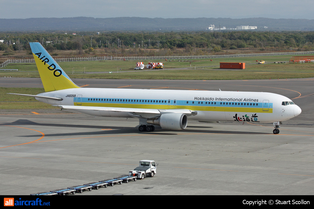 JA8359 · Boeing 767-381 · (CTS / RJCC / RJCJ)