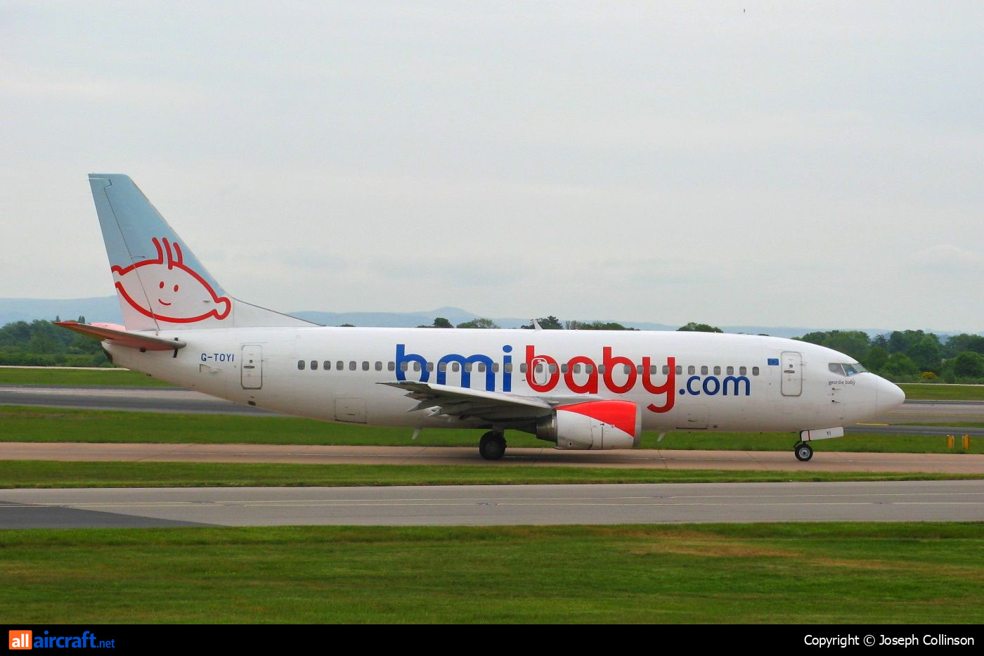 G-TOYI · Boeing 737-3Q8 · (MAN / EGCC)