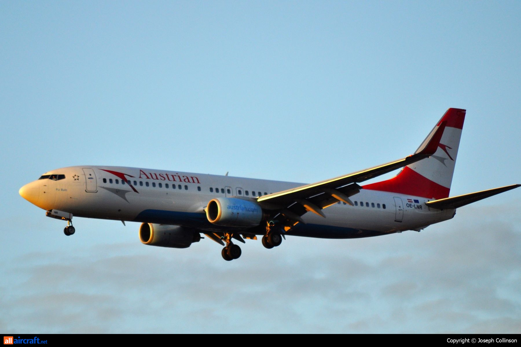 OE-LNR · Boeing 737-8Z9(WL) · (LHR / EGLL)