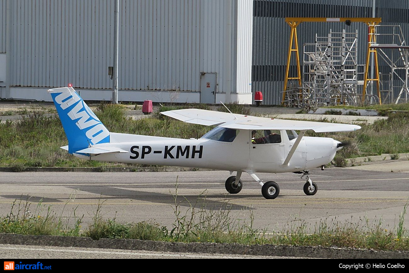 SP-KMH · Cessna 152 · (CAT / LPCS)