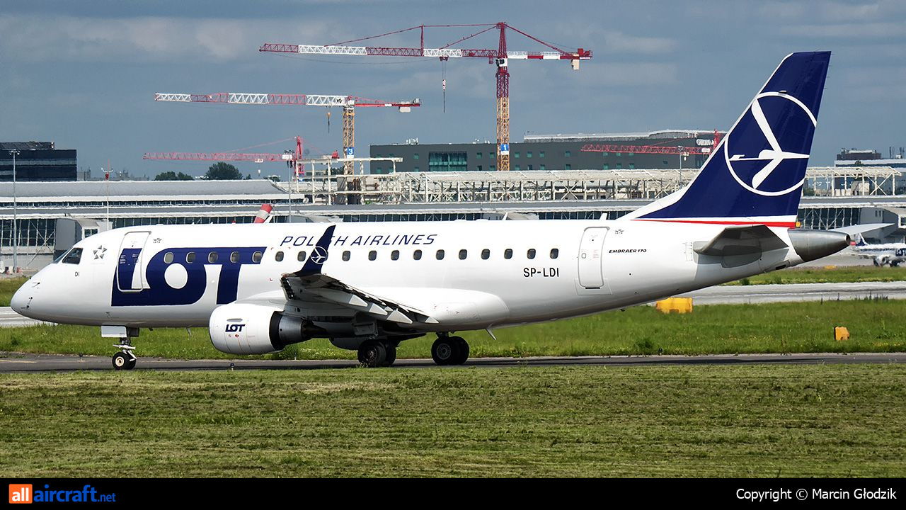 SP-LDI · Embraer 170-100LR · (WAW / EPWA)