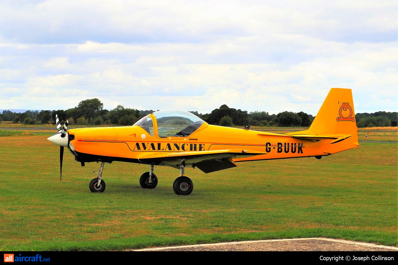 G-BUUK · Slingsby T67M Mk.2 Firefly · (EGCV)