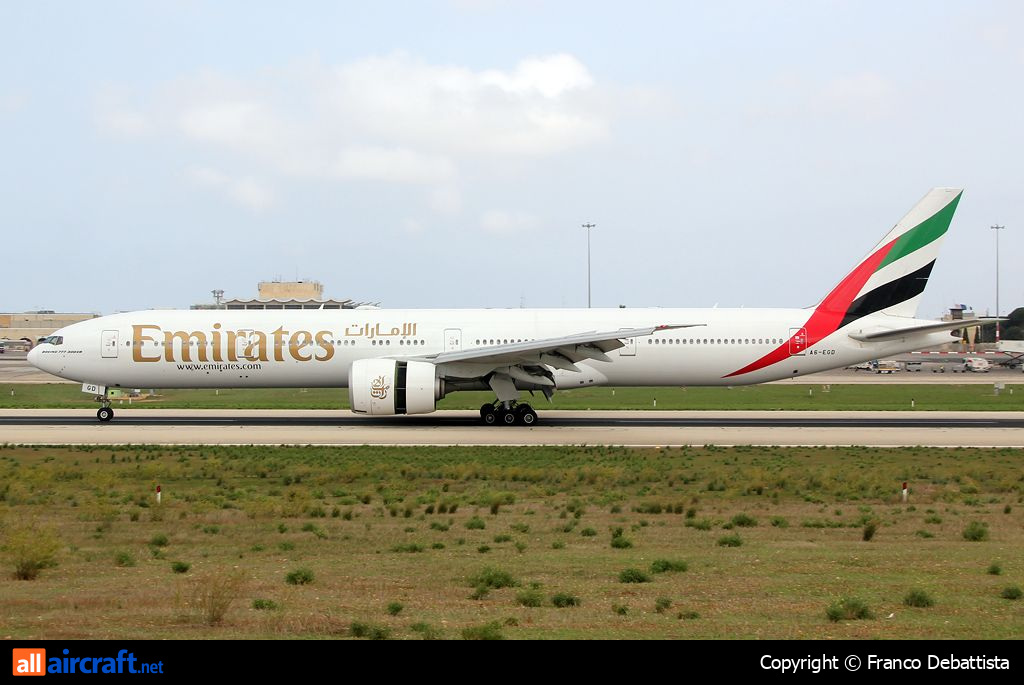 A6-EGD · Boeing 777-31H/ER · (MLA / LMML)