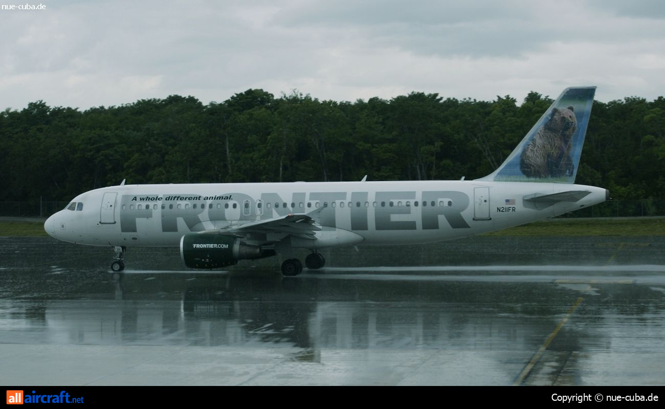 N211FR · Airbus A320-214 · (CUN / MMUN)