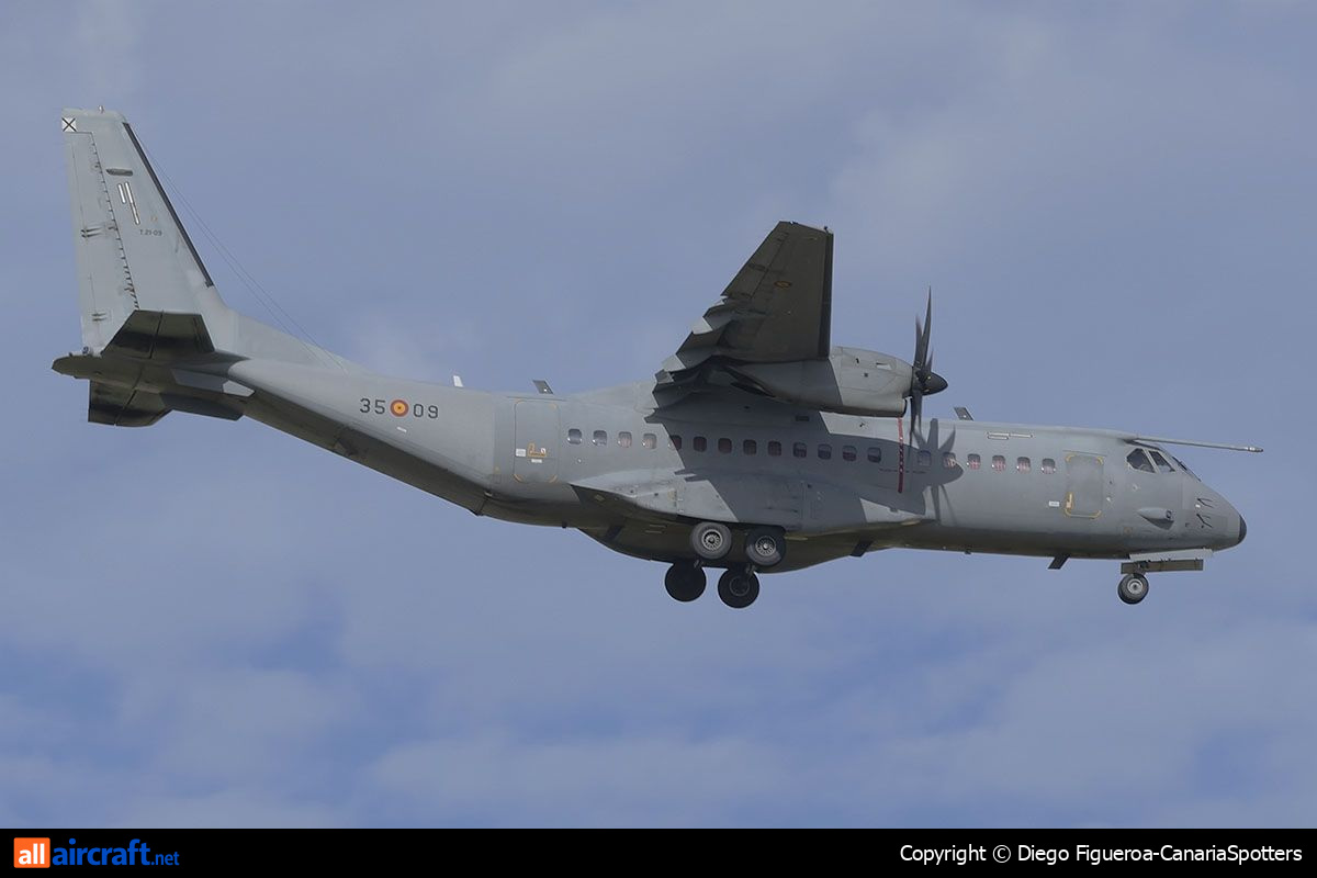 T.21-09 · CASA C-295M · (LPA / GCLP)
