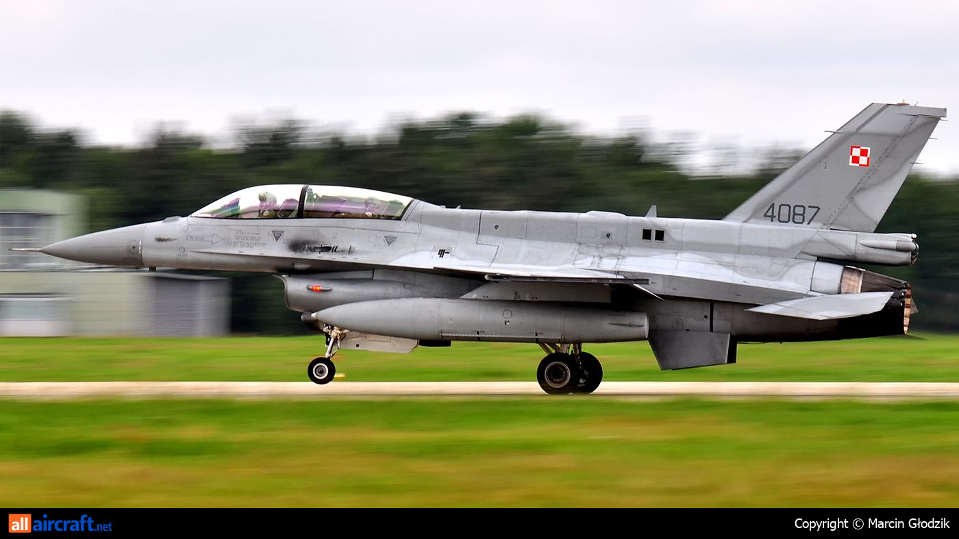 4087 · Lockheed Martin F-16D Fighting Falcon · (EPLK)