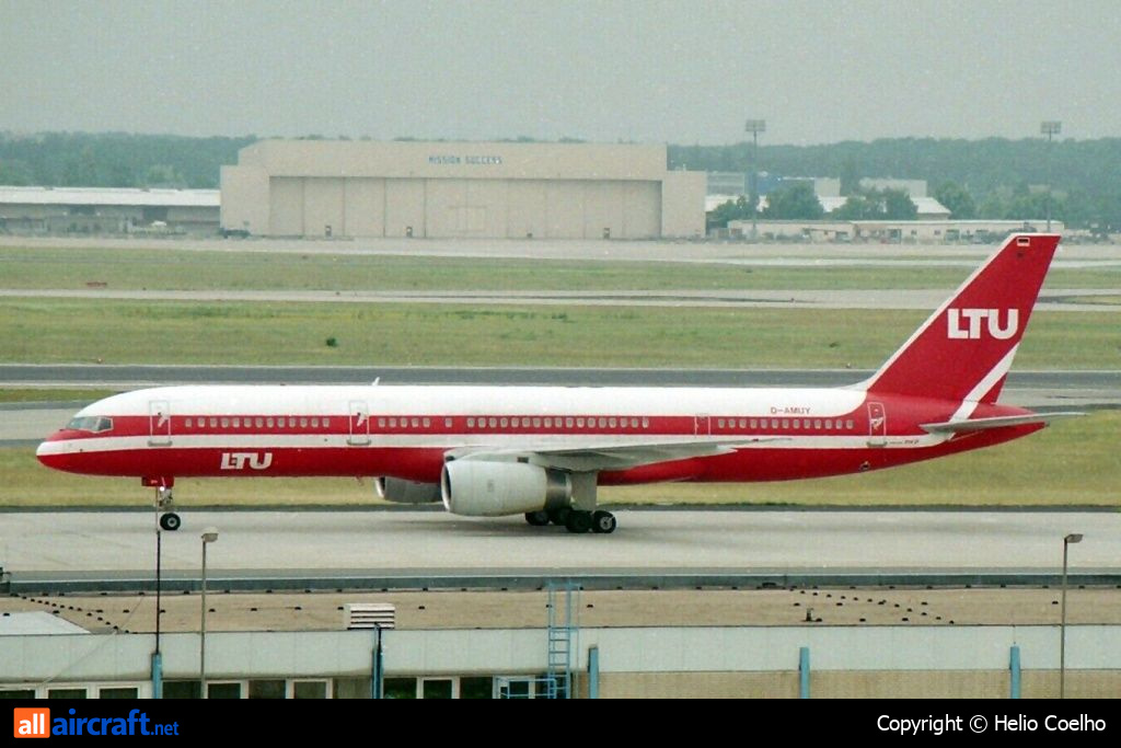 D-AMUY · Boeing 757-2G5 · (FRA / EDDF)