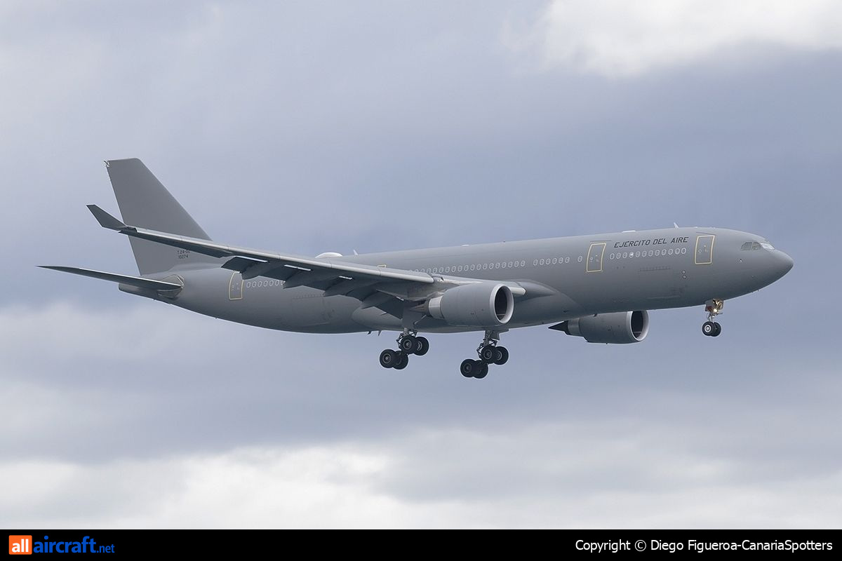T.24-02 · Airbus A330-202 · (LPA / GCLP)