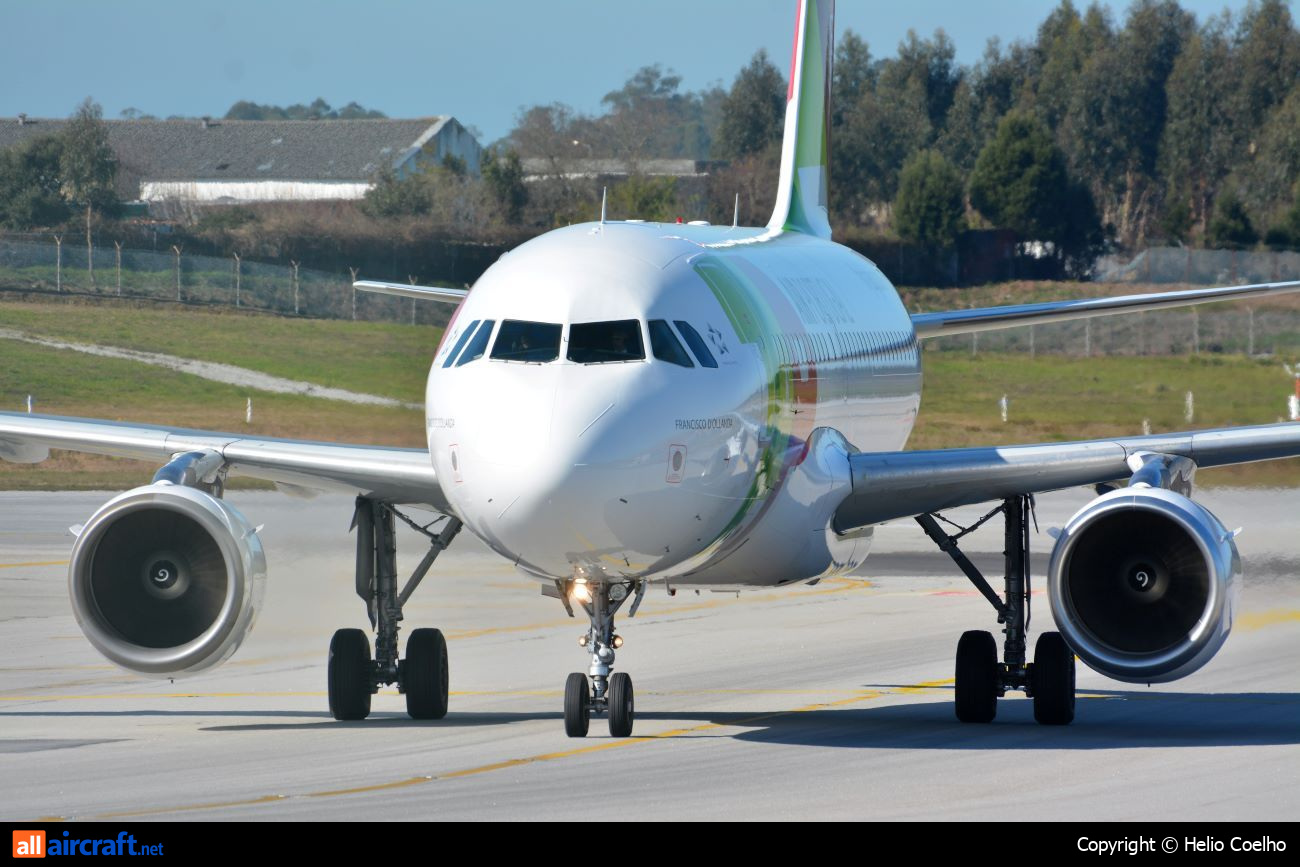 CS-TTE · Airbus A319-111 · (OPO / LPPR)