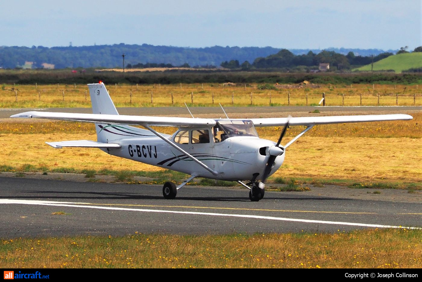 G-BCVJ · Reims-Cessna F172M Skyhawk · (EGCK)
