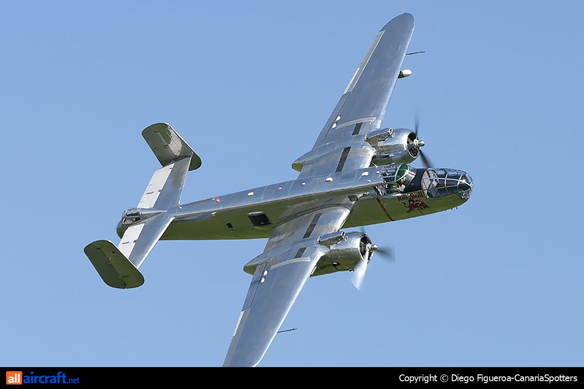 N6123C · North American B-25J Mitchell · (LFPM)