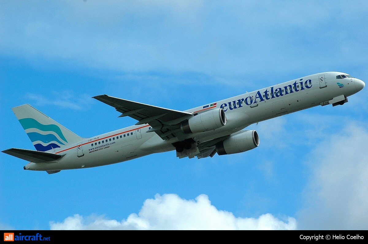 CS-TLX · Boeing 757-2G5 · (LIS / LPPT)