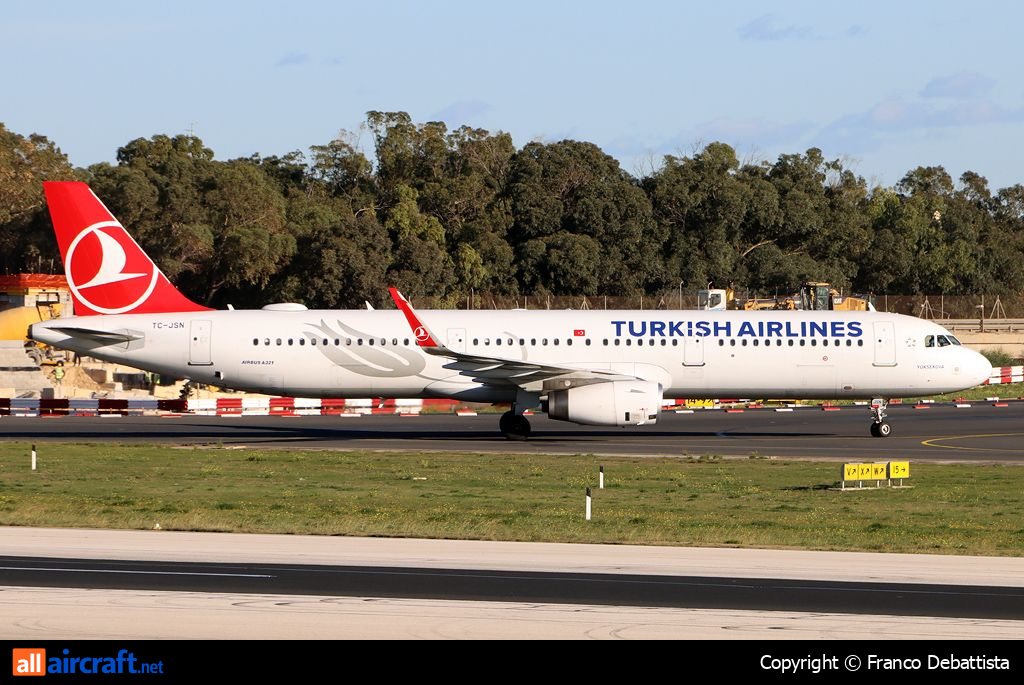 TC-JSN · Airbus A321-231(WL) · (MLA / LMML)
