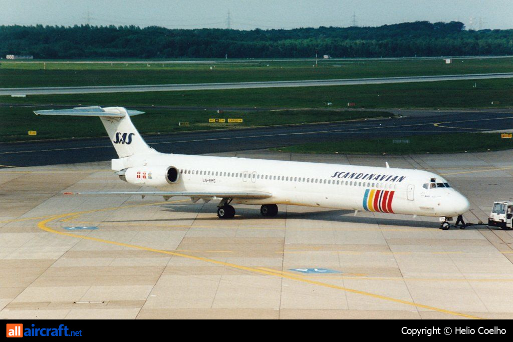 LN-RMS · McDonnell Douglas MD-82 · (DUS / EDDL)