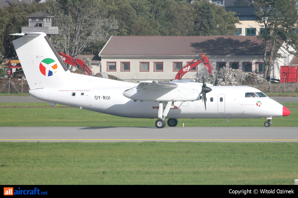 OY-RUI · De Havilland Canada DHC-8-106 Dash 8 · (SVG / ENZV)