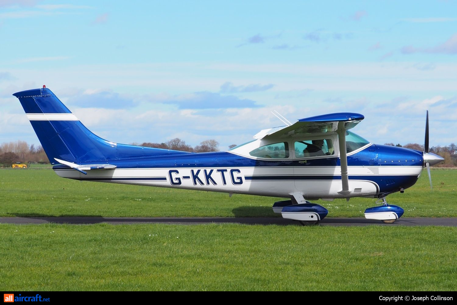 G-KKTG · Cessna 182R Skylane · (EGCV)