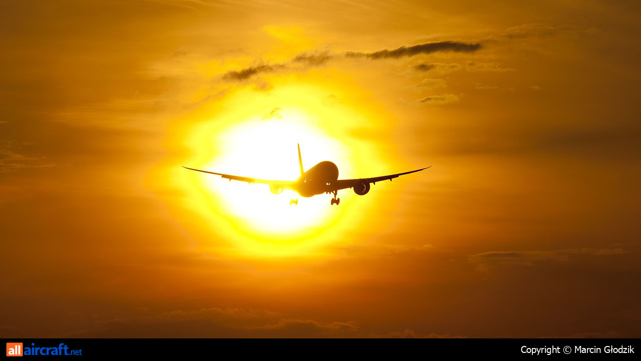 SP-LRC · Boeing 787-8 Dreamliner · (WAW / EPWA)