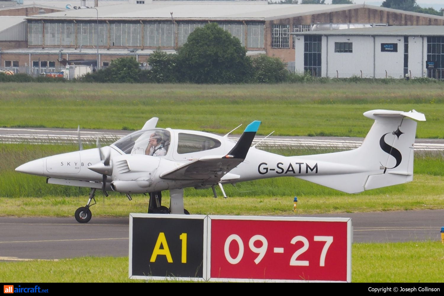 G-SATM · Diamond DA-42M · (GLO / EGBJ)