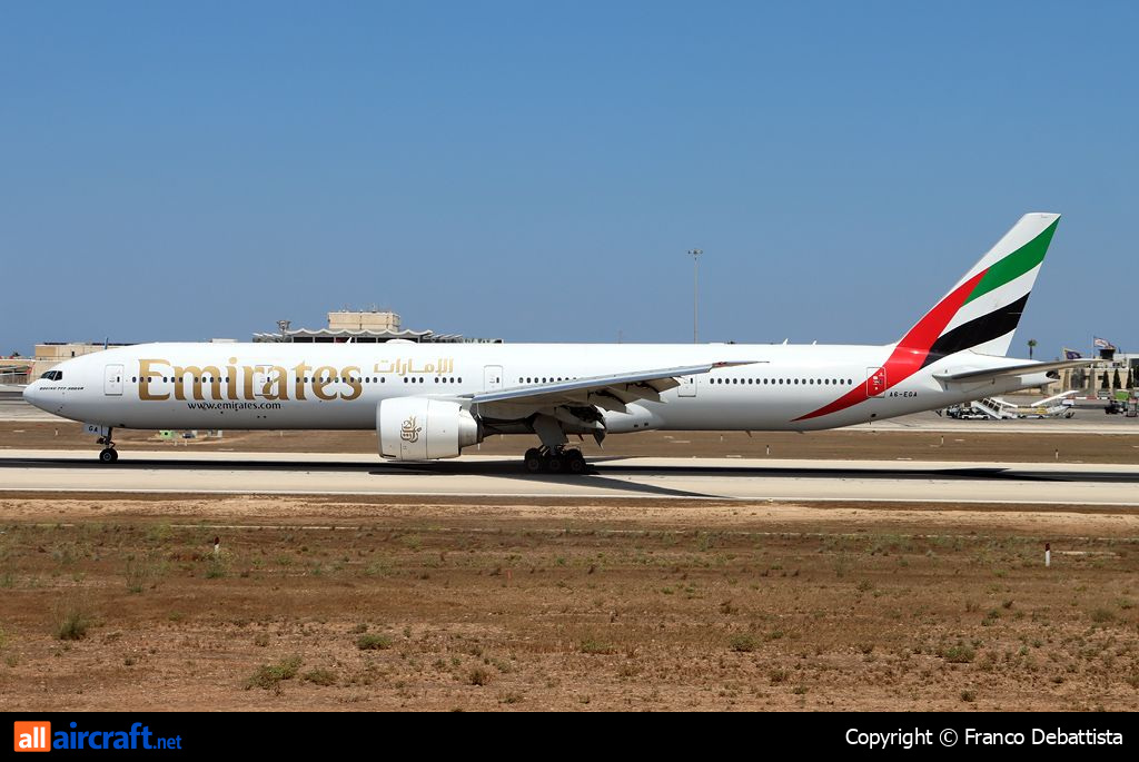 A6-EGA · Boeing 777-31H/ER · (MLA / LMML)