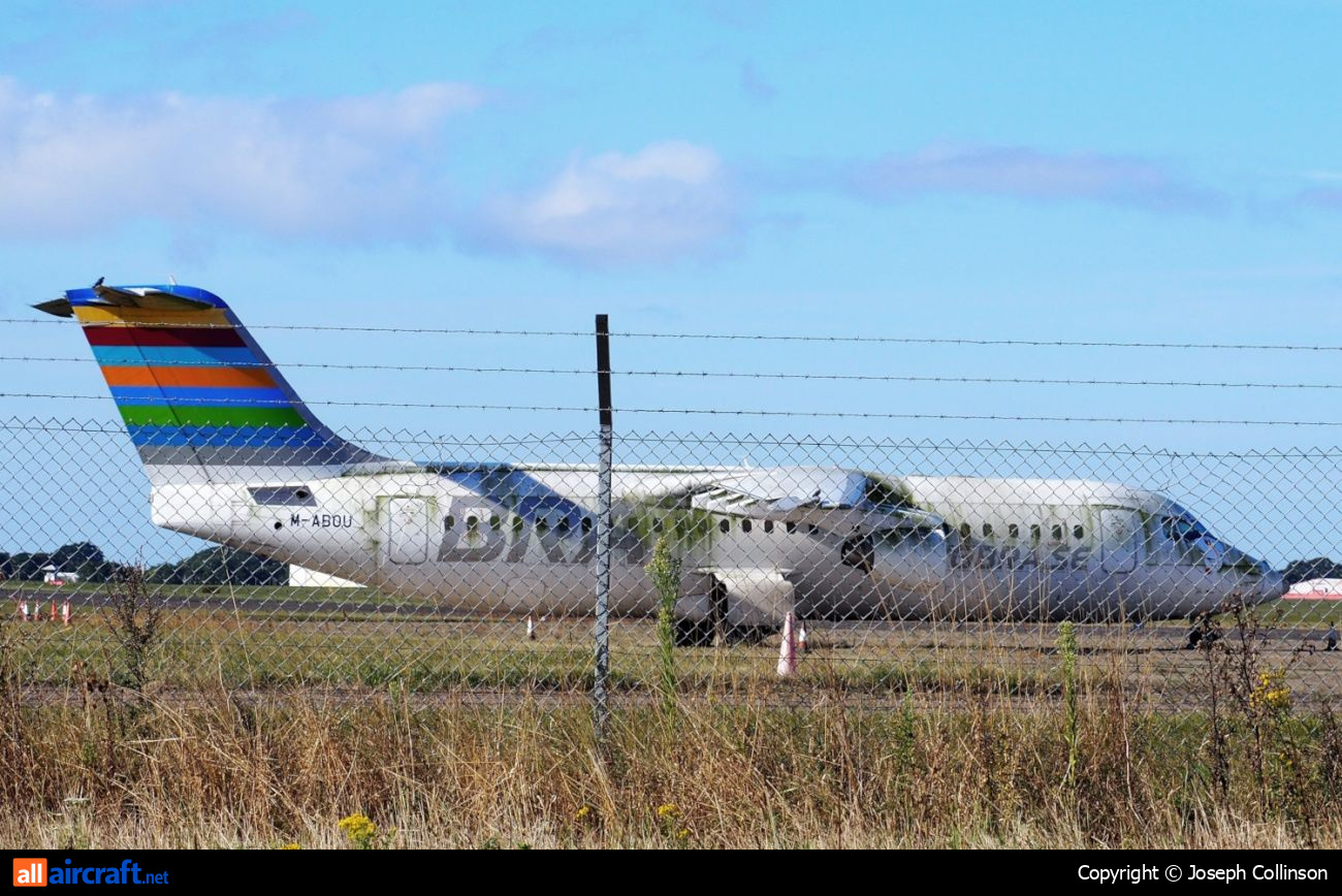 M-ABOU · British Aerospace Avro RJ100 · (NWI / EGSH)