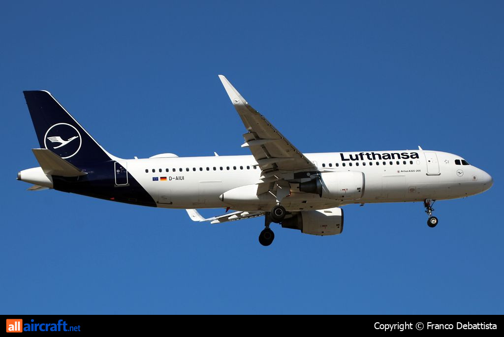 D-AIUI · Airbus A320-214(WL) · (MLA / LMML)