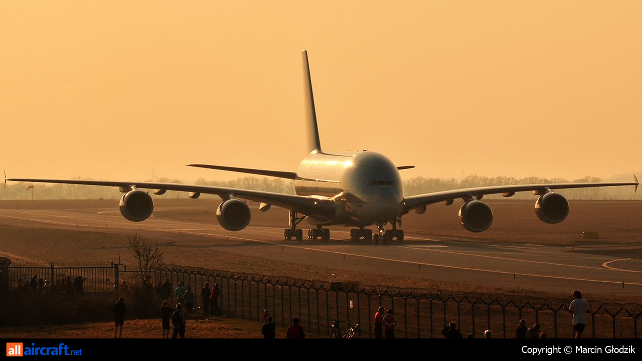 HL7614 · Airbus A380-861 · (PRG / LKPR)