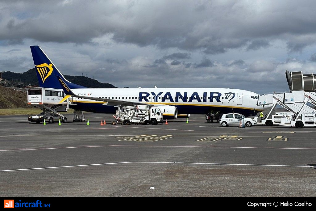 EI-GXL · Boeing 737-8AS(WL) · (FNC / LPMA)