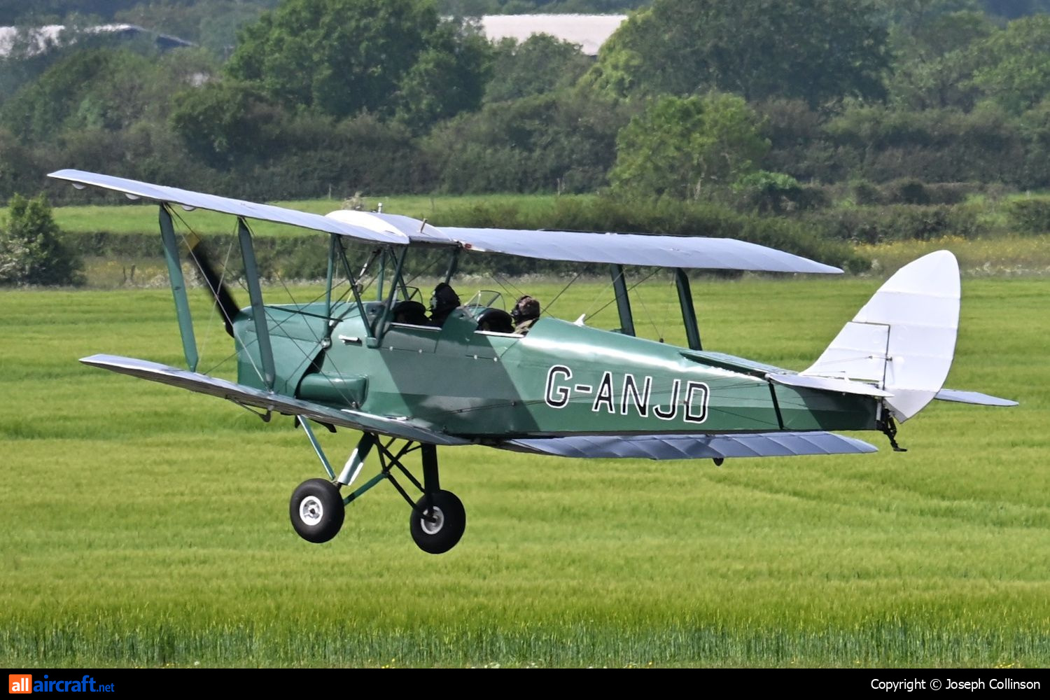 G-ANJD · De Havilland DH-82 Tiger Moth · (EGCV)