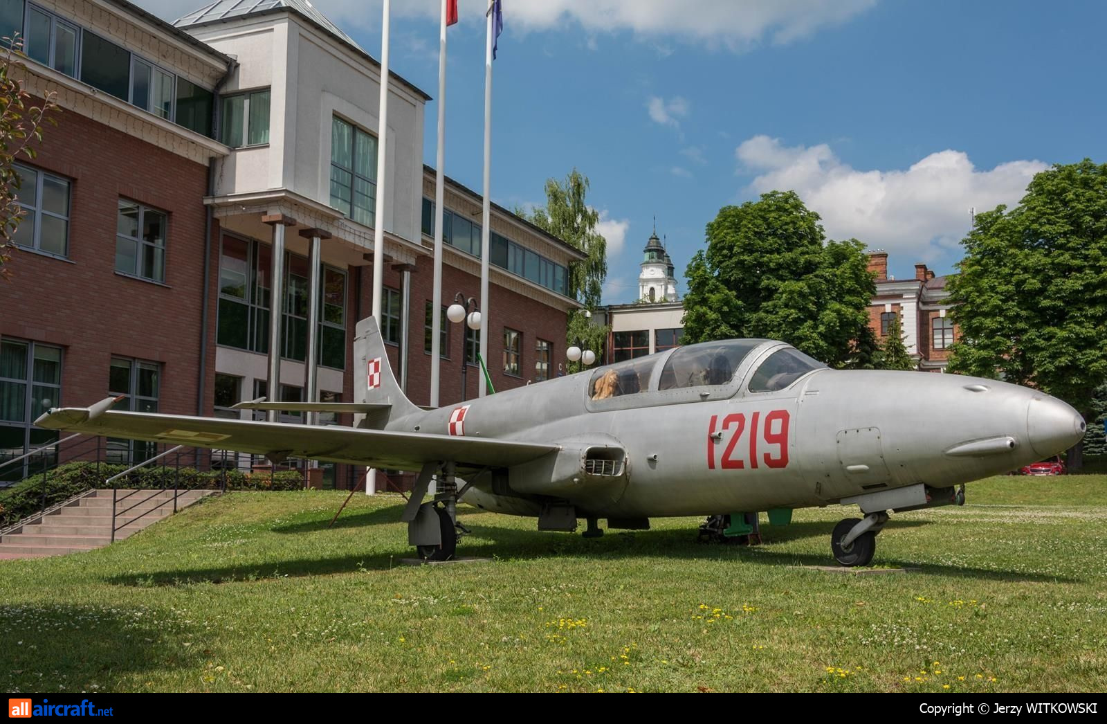 1219 · PZL-Mielec TS-11 Iskra · -