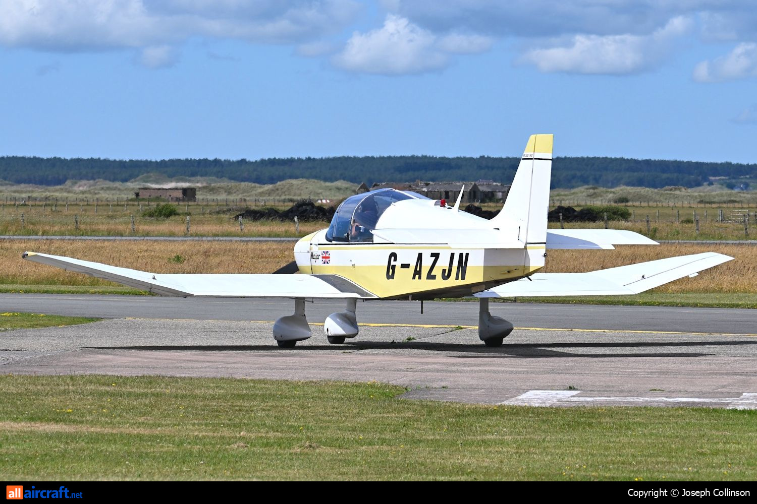 G-AZJN · Robin DR-300-140 · (EGCK)