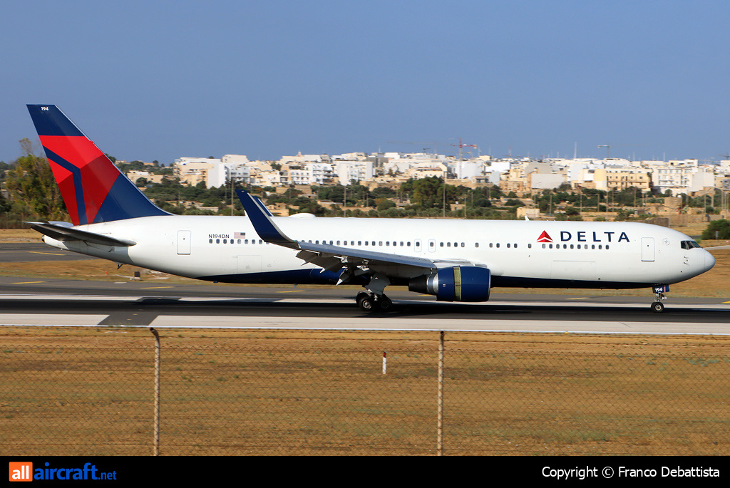 N194DN · Boeing 767-332/ER · MLA / LMML