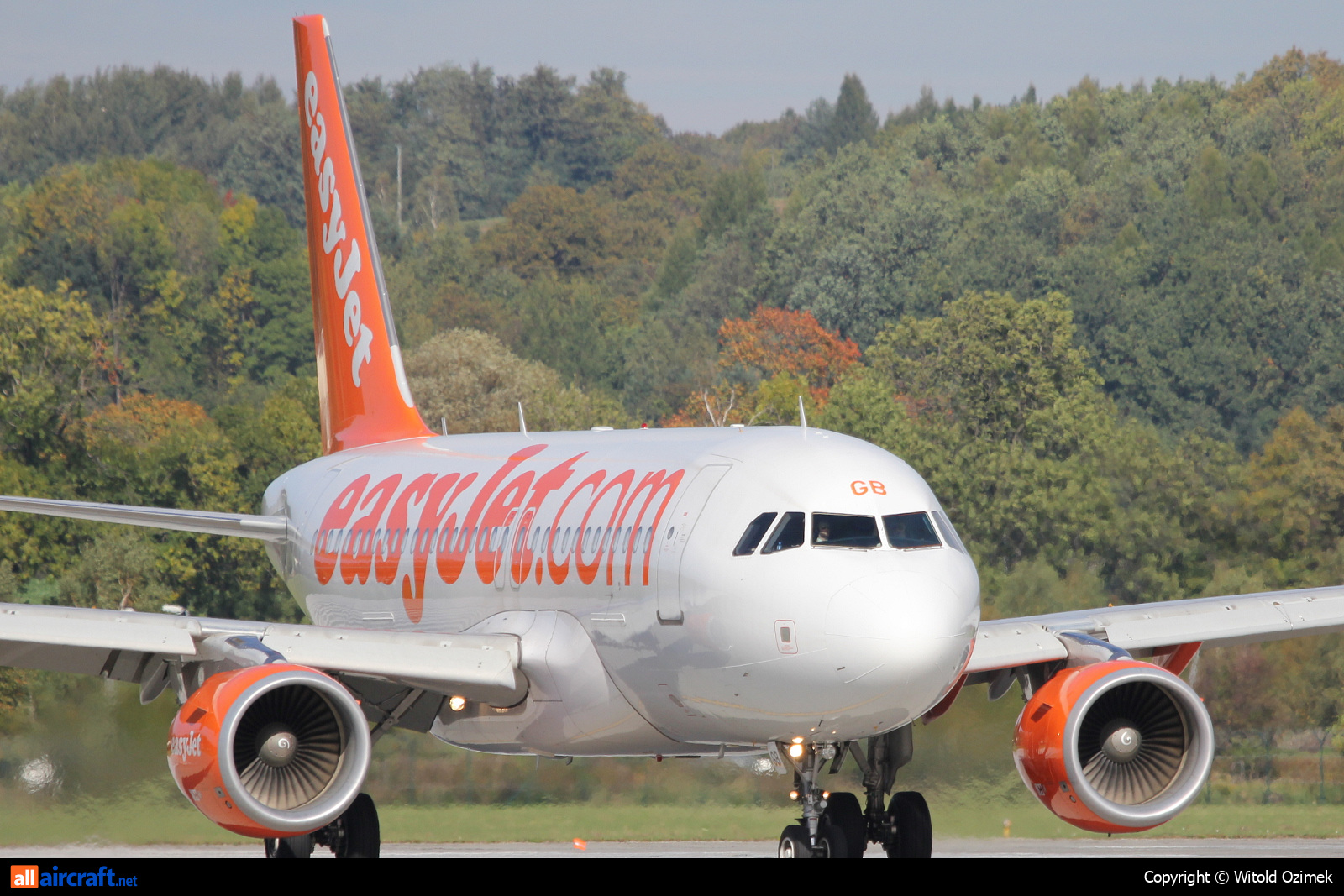G-EZGB · Airbus A319-111 · (KRK / EPKK)