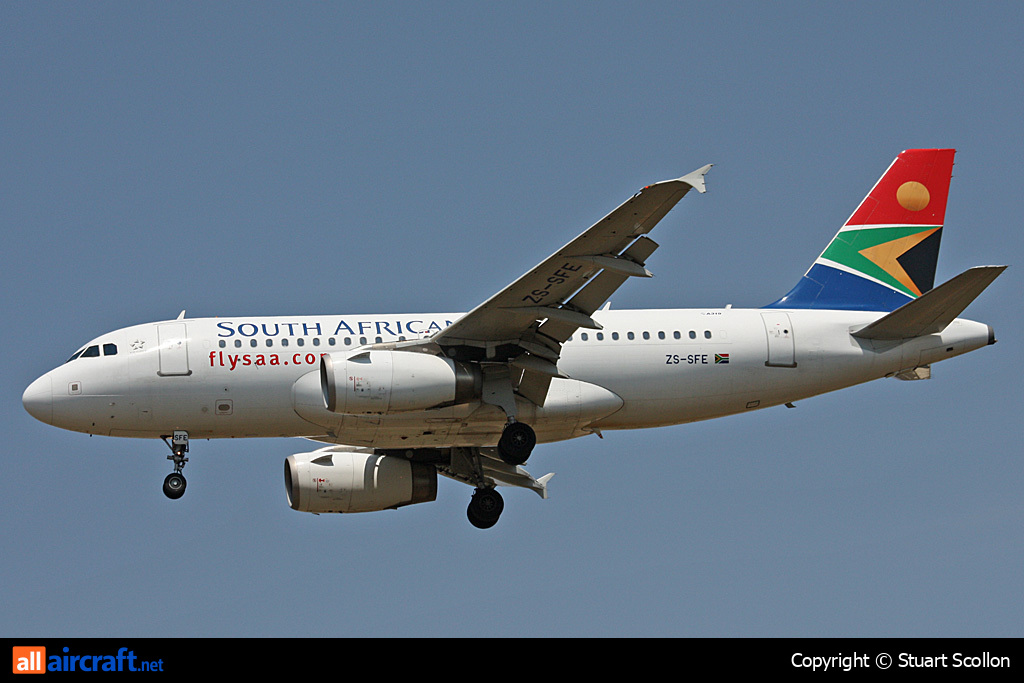 ZS-SFE · Airbus A319-131 · (JNB / FAOR)