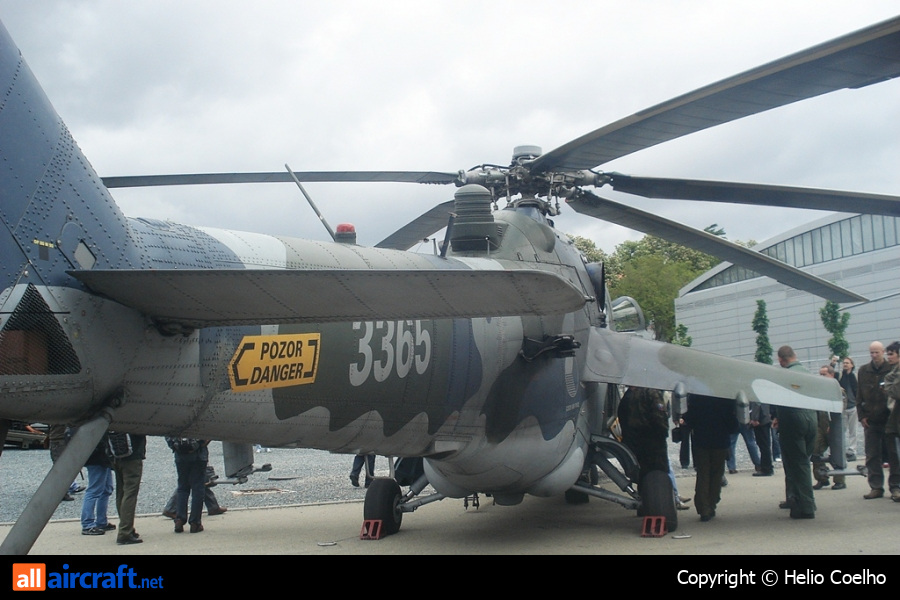 3365 · Mil Mi-35 Hind E · -