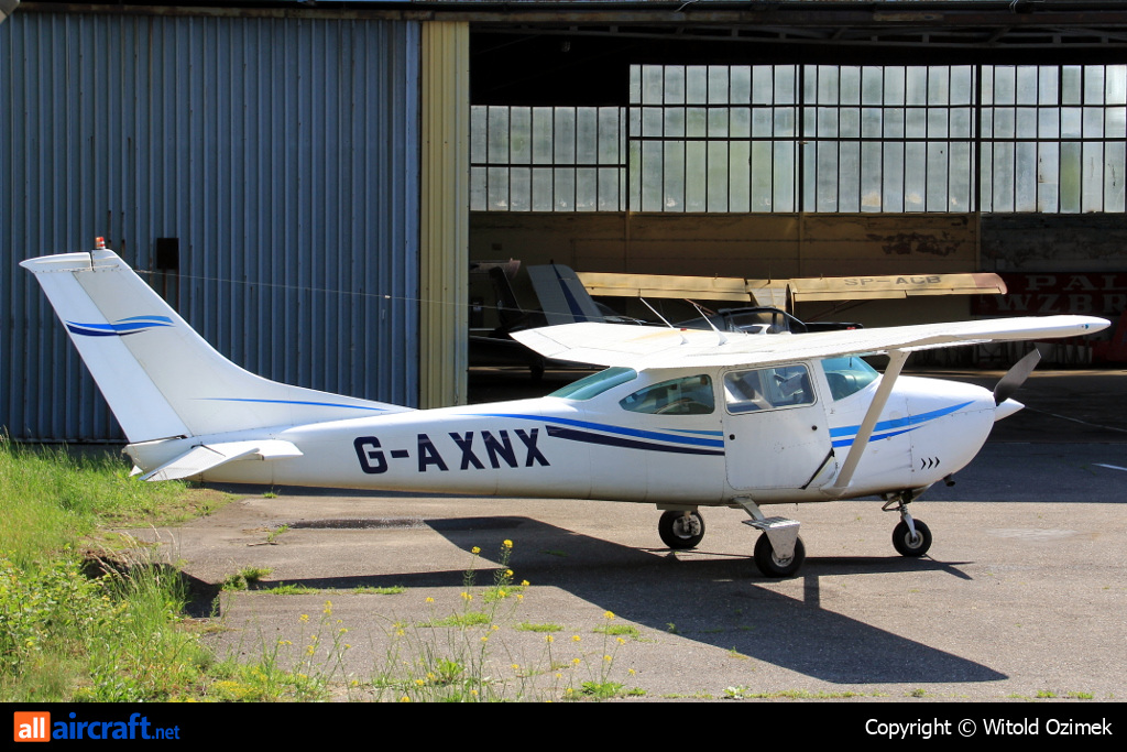 G-AXNX · Cessna 182M Skylane · (RZE / EPRZ)