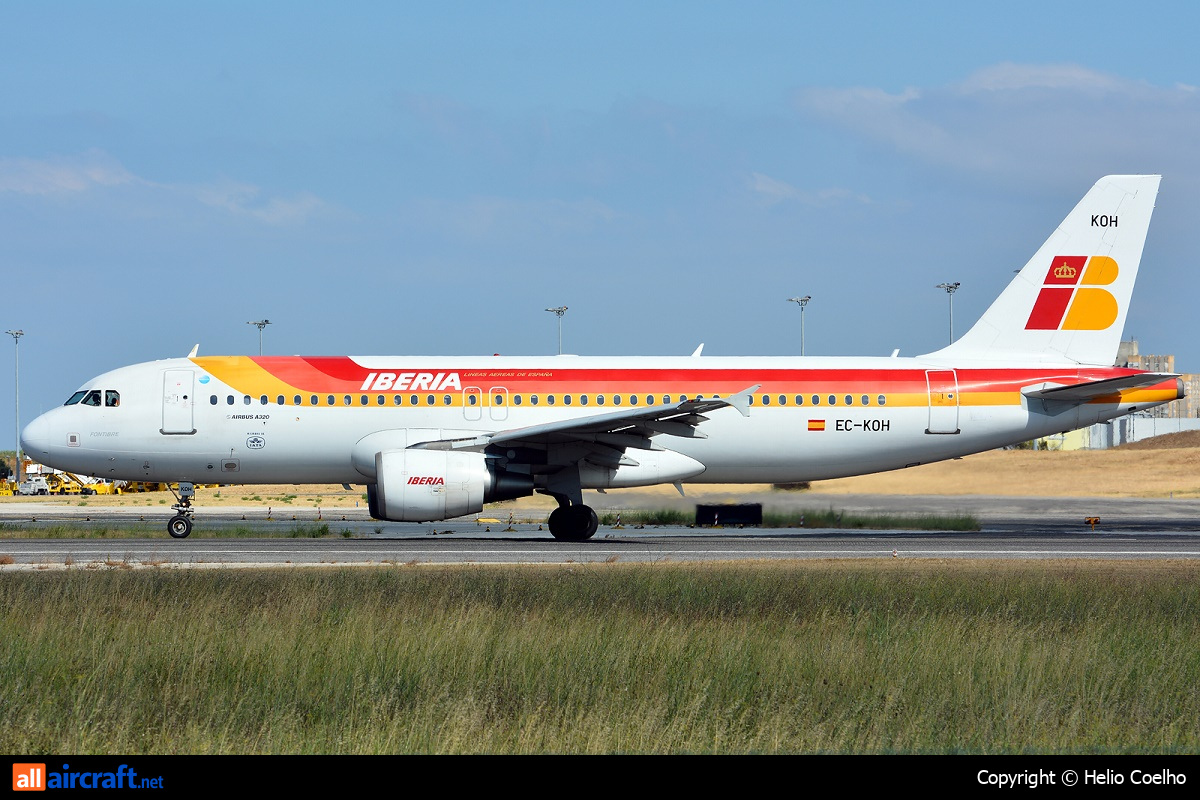 EC-KOH · Airbus A320-214 · (LIS / LPPT)