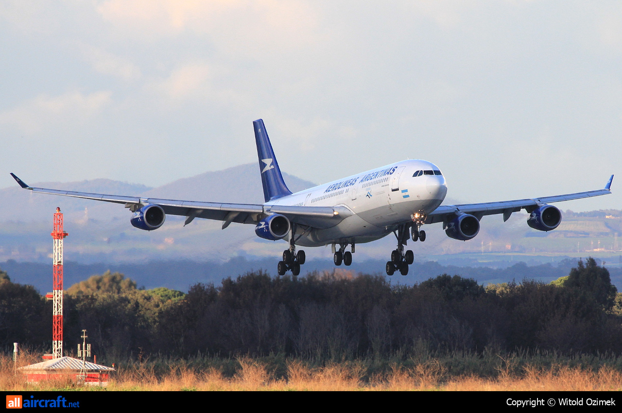 LV-ZPX · Airbus A340-211 · (FCO / LIRF)