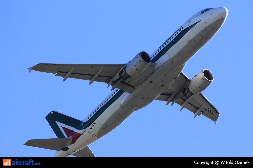 EI-DTH · Airbus A320-216 · (FCO / LIRF)
