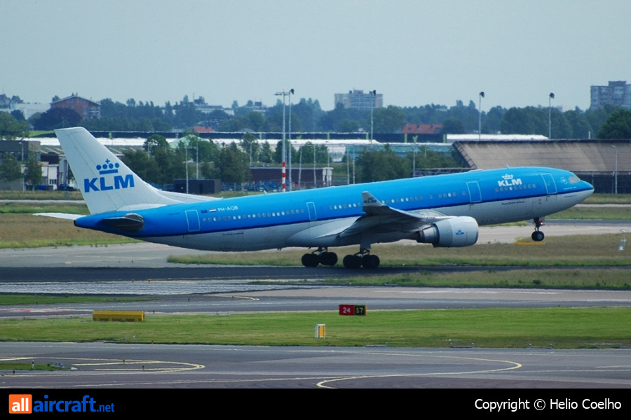 PH-AOB · Airbus A330-203 · (AMS / EHAM)