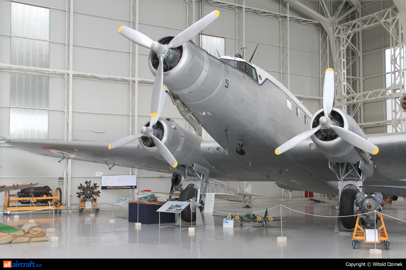 MM61804 · Fiat G-212AV · (LIRB)