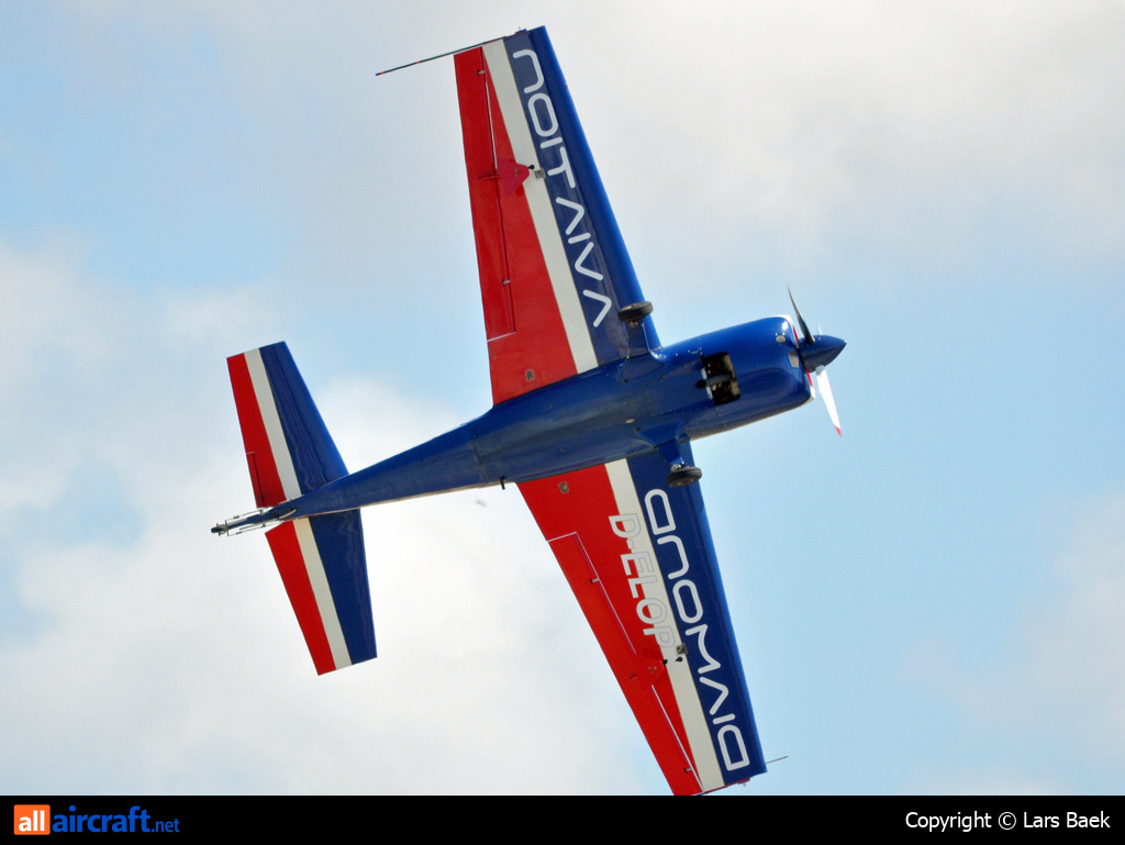 D-ELOP · Extra EA-200 · (MLA / LMML)