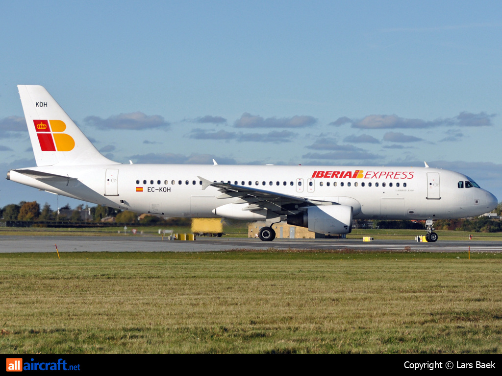 EC-KOH · Airbus A320-214 · (CPH / EKCH)