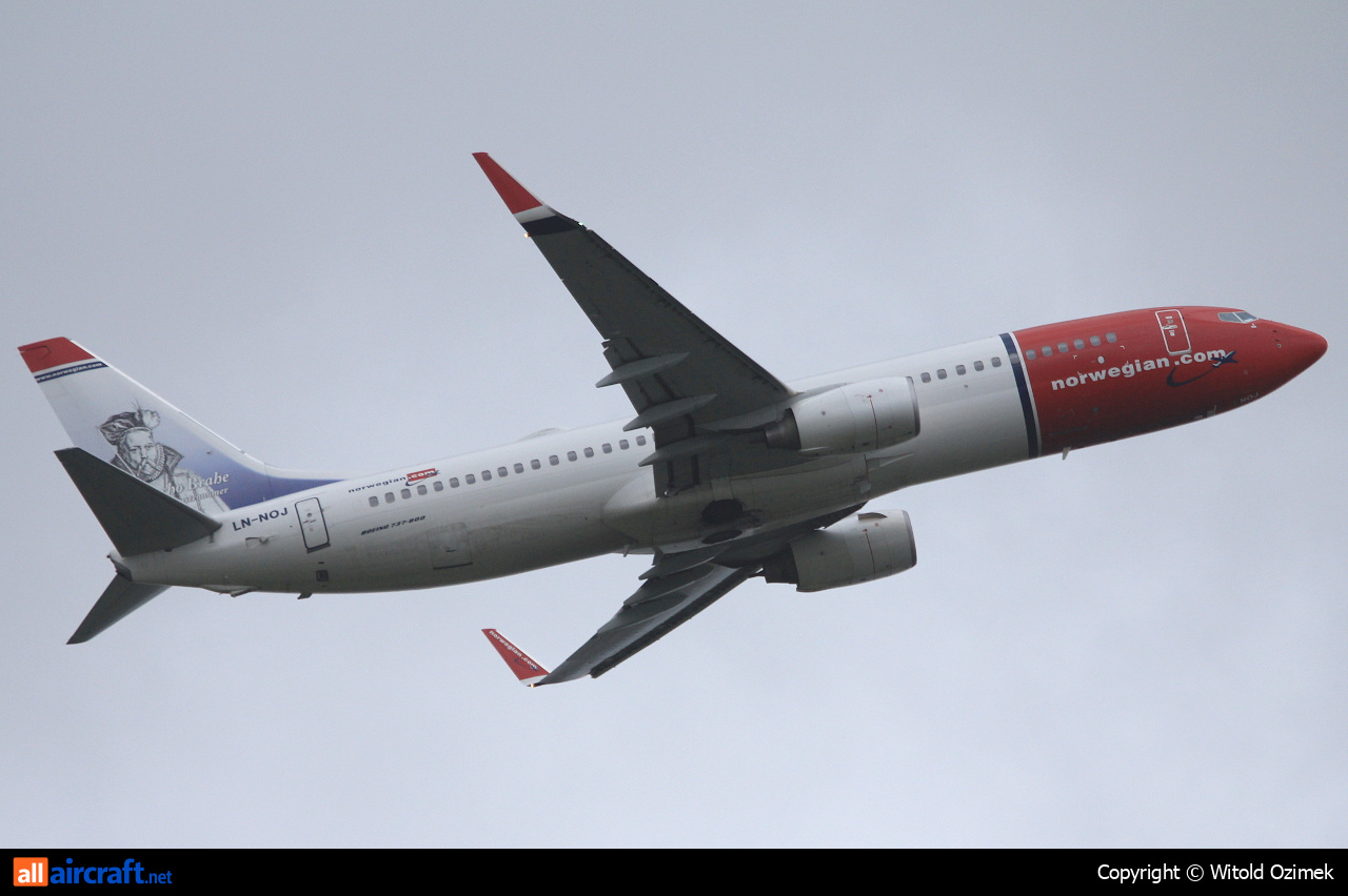 LN-NOJ · Boeing 737-86N(WL) · (FCO / LIRF)