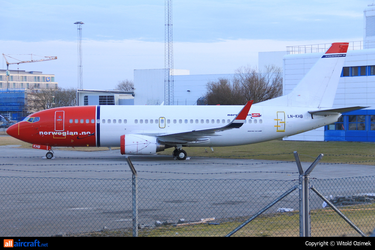 LN-KHB · Boeing 737-31S(WL) · (SVG / ENZV)