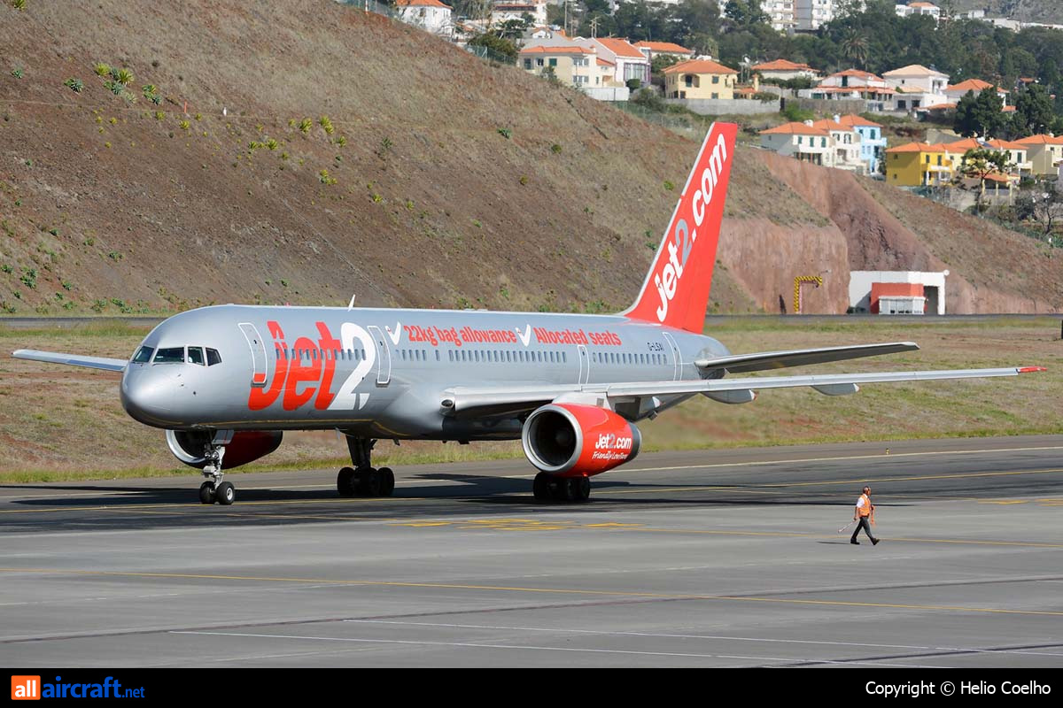 G-LSAI · Boeing 757-21B · (FNC / LPMA)