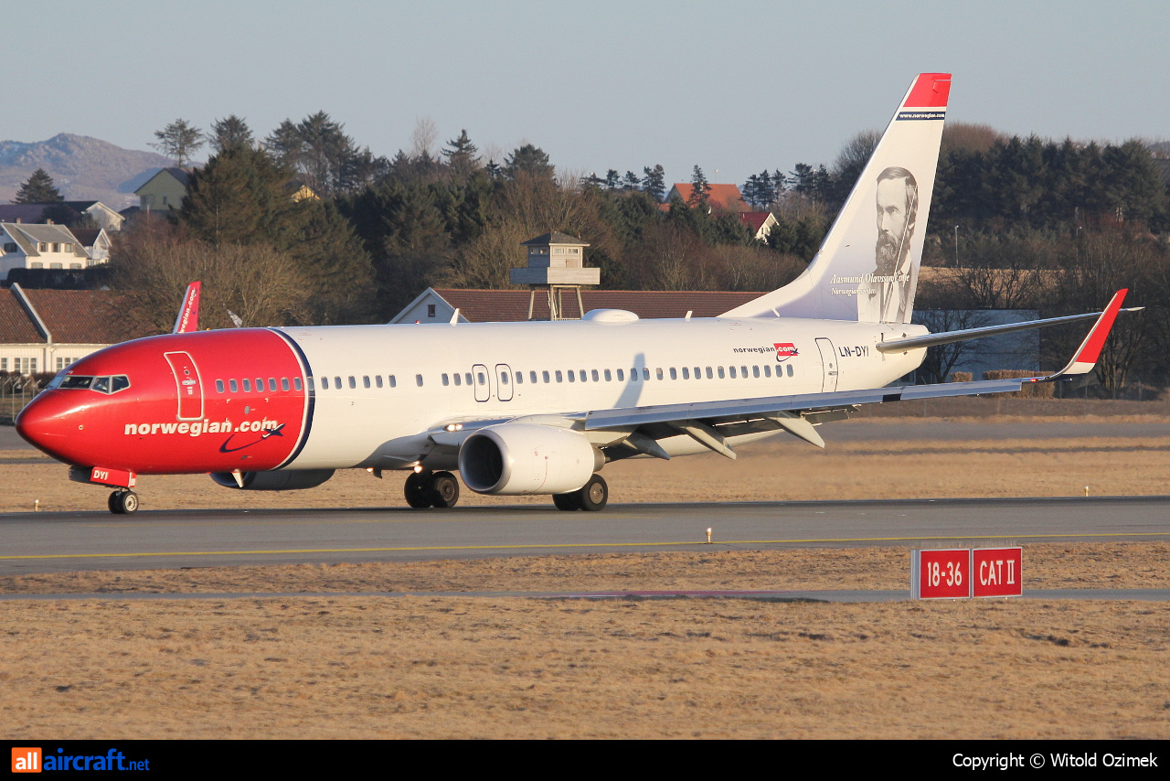 LN-DYI · Boeing 737-8JP(WL) · (SVG / ENZV)