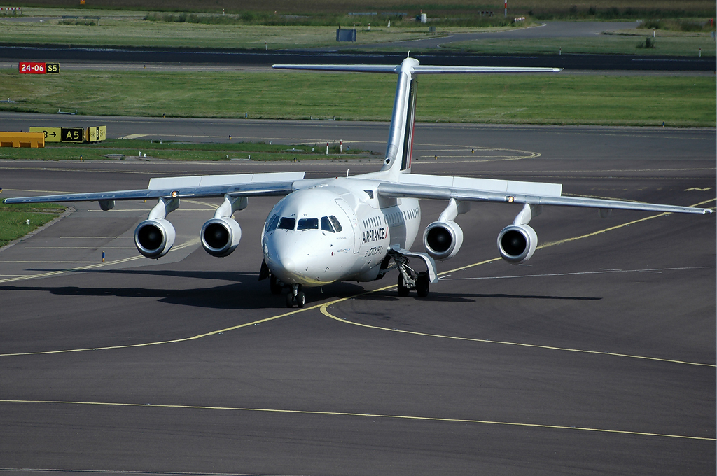 EI-RJD · British Aerospace Avro RJ85 · (AMS / EHAM)