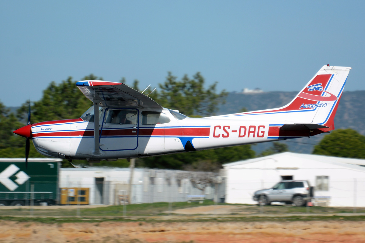 CS-DAG · Cessna 172RG Cutlass · (FAO / LPFR)